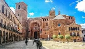 Villanueva De Los