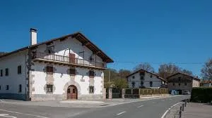 Jauntsarats (basaburua)